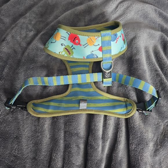 NWOT Lucy & Co. Monster Print Dog Harness - Picture 5 of 7